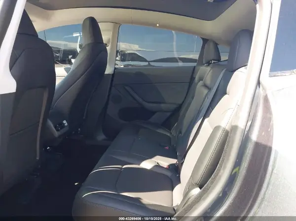 7SAYGDEE6RA229579 2024 TESLA MODEL Y - Image 8