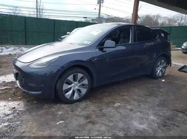 7SAYGDEE6RA236385 2024 TESLA MODEL Y - Image 2