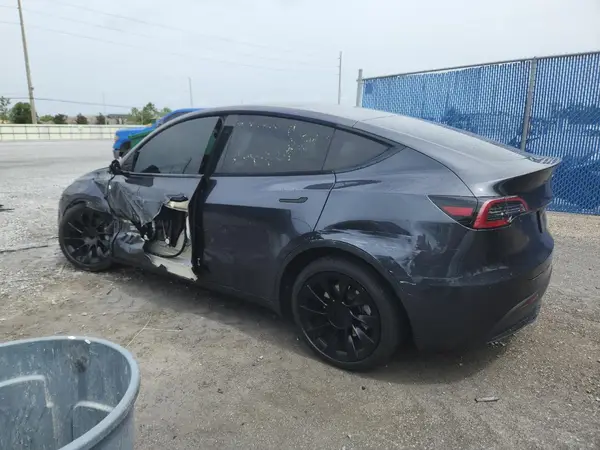 7SAYGDEE6RA237987 2024 TESLA MODEL Y - Image 2