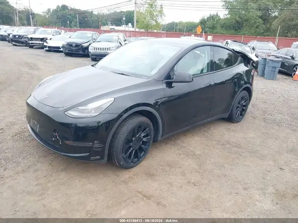 7SAYGDEE6RA241229 2024 TESLA MODEL Y - Image 2
