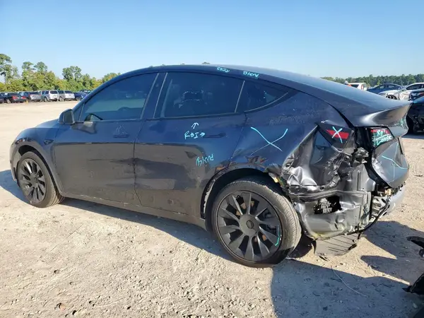 7SAYGDEE6RA242560 2024 TESLA MODEL Y - Image 2