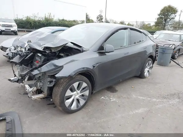 7SAYGDEE6RA247824 2024 TESLA MODEL Y - Image 2