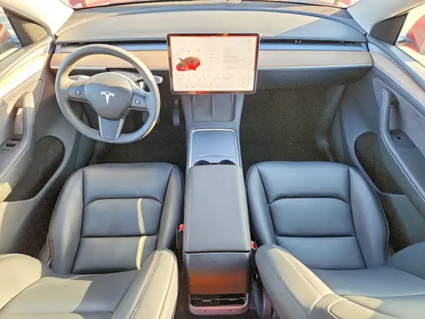 7SAYGDEE6RA248942 2024 TESLA MODEL Y - Image 8