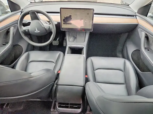 7SAYGDEE6RA251095 2024 TESLA MODEL Y - Image 8