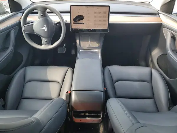 7SAYGDEE6RA253235 2024 TESLA MODEL Y - Image 8
