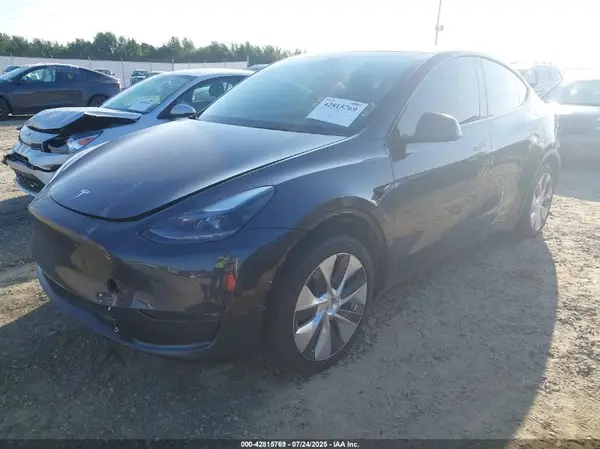 7SAYGDEE6RA255860 2024 TESLA MODEL Y - Image 2