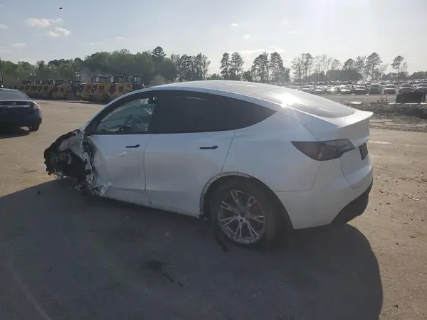 7SAYGDEE6RA259956 2024 TESLA MODEL Y - Image 2