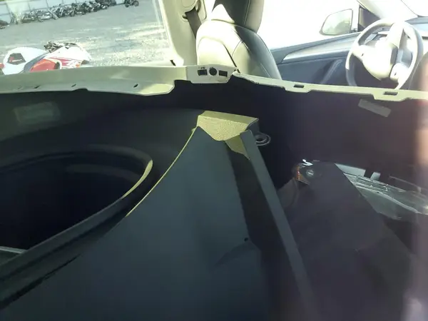 7SAYGDEE6RA260248 2024 TESLA MODEL Y - Image 8