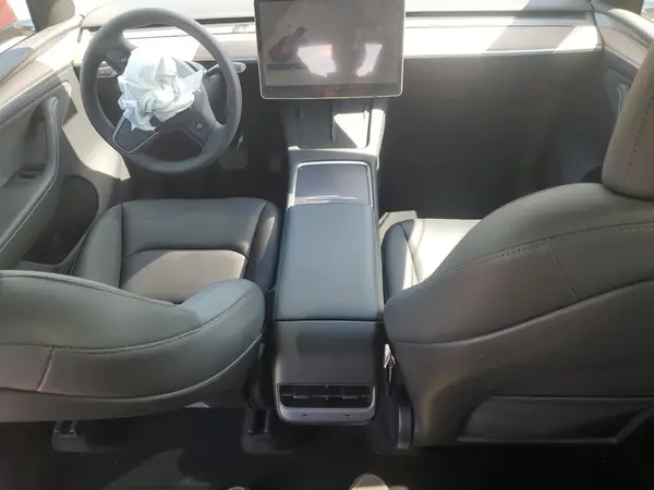 7SAYGDEE6RA261108 2024 TESLA MODEL Y - Image 8