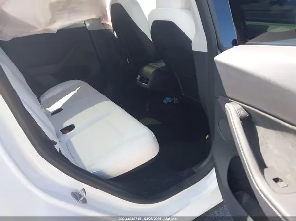 7SAYGDEE6RA263652 2024 TESLA MODEL Y - Image 8