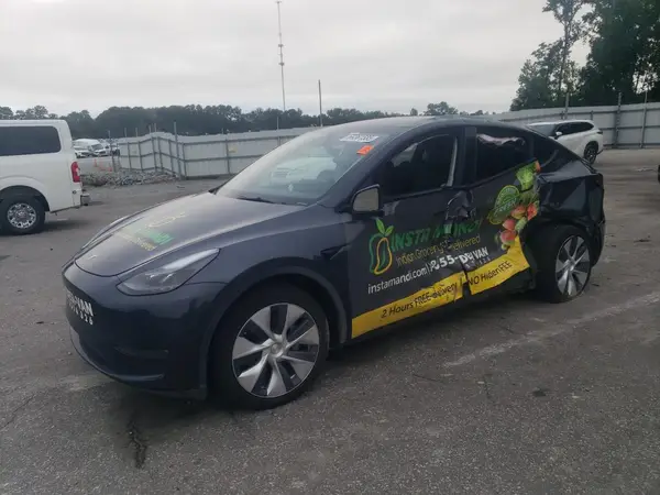 7SAYGDEE6RA263716 2024 TESLA MODEL Y - Image 1