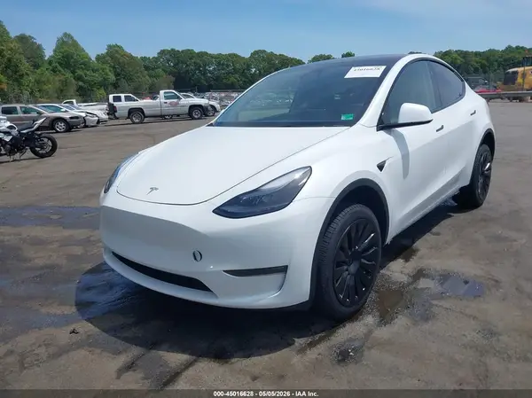 7SAYGDEE6RA263876 2024 TESLA MODEL Y - Image 2