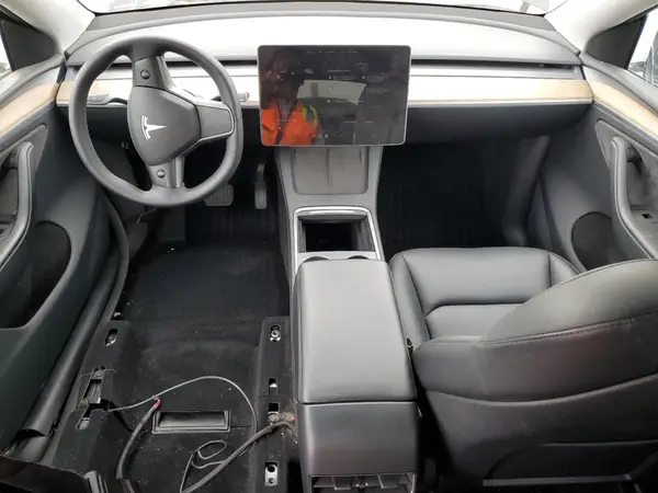 7SAYGDEE6RA264512 2024 TESLA MODEL Y - Image 8