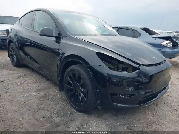 7SAYGDEE6RA271573 2024 TESLA MODEL Y - Image 1