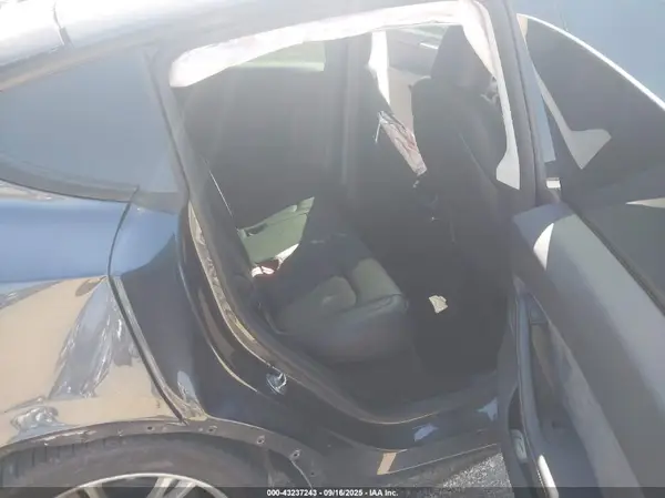 7SAYGDEE6RA278376 2024 TESLA MODEL Y - Image 8
