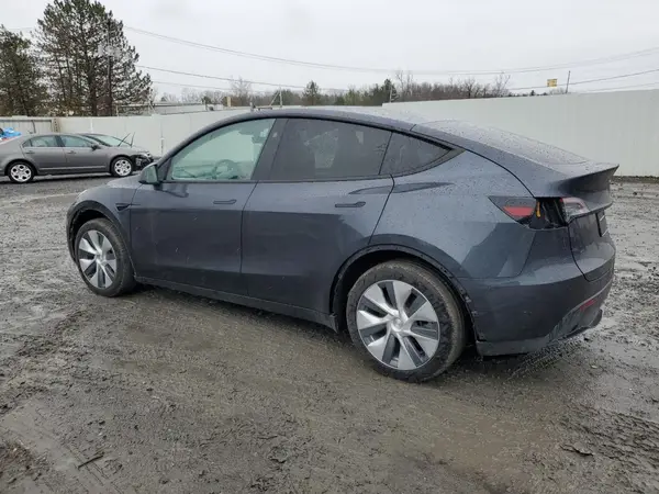 7SAYGDEE6RA278636 2024 TESLA MODEL Y - Image 2