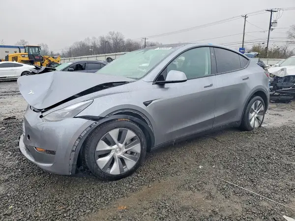 7SAYGDEE6RA285179 2024 TESLA MODEL Y - Image 1