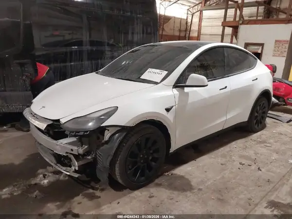 7SAYGDEE6RA286459 2024 TESLA MODEL Y - Image 2