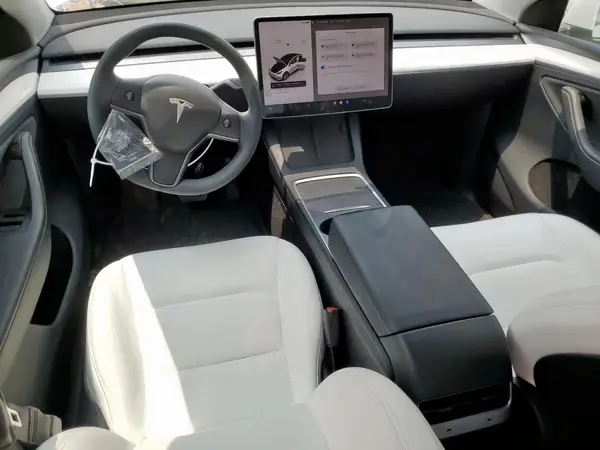 7SAYGDEE6RA290124 2024 TESLA MODEL Y - Image 8