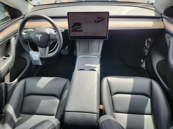 7SAYGDEE6RA291855 2024 TESLA MODEL Y - Image 8