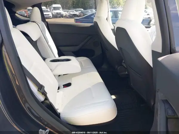 7SAYGDEE6RA294948 2024 TESLA MODEL Y - Image 8