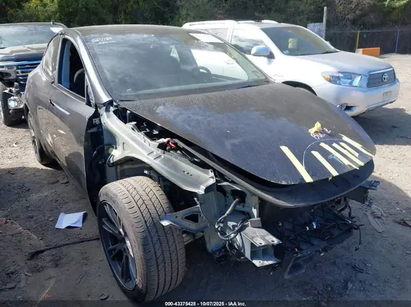 7SAYGDEE6RA299129 2024 TESLA MODEL Y - Image 1