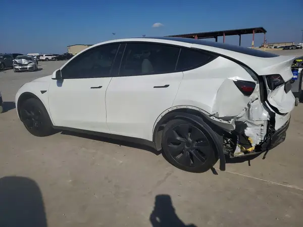 7SAYGDEE6RA307388 2024 TESLA MODEL Y - Image 2