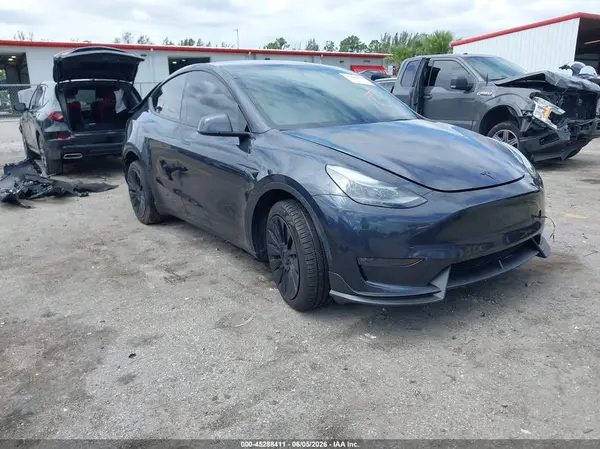 7SAYGDEE6RA313868 2024 TESLA MODEL Y - Image 1