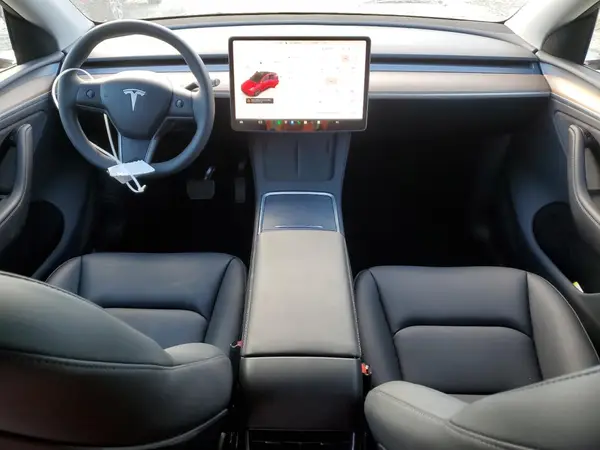 7SAYGDEE6RA318973 2024 TESLA MODEL Y - Image 8