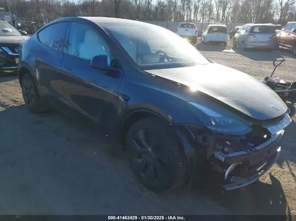 7SAYGDEE6RA321453 2024 TESLA MODEL Y - Image 1