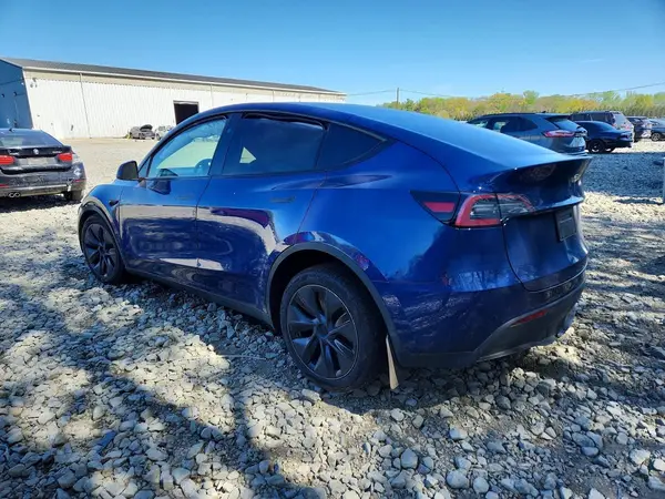 7SAYGDEE6RA324241 2024 TESLA MODEL Y - Image 2
