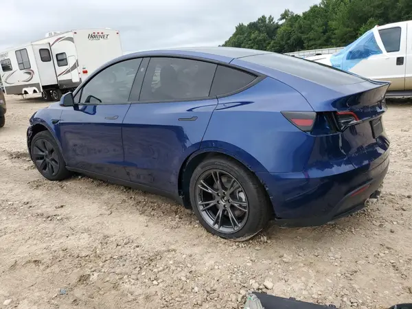 7SAYGDEE6RA332632 2024 TESLA MODEL Y - Image 2