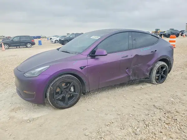 7SAYGDEE6RA335823 2024 TESLA MODEL Y - Image 1
