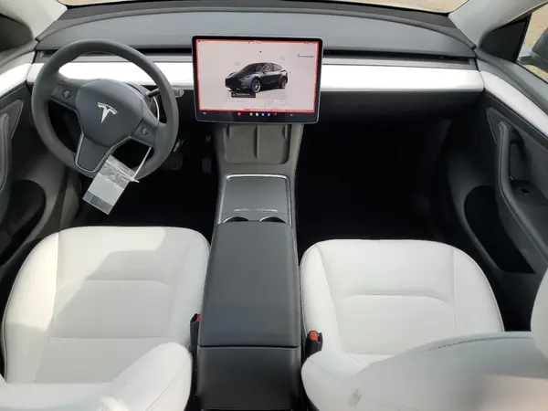 7SAYGDEE6RF027747 2024 TESLA MODEL Y - Image 8