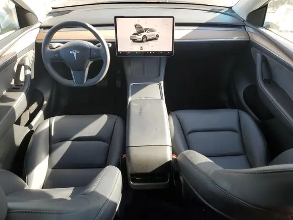 7SAYGDEE6RF029255 2024 TESLA MODEL Y - Image 8