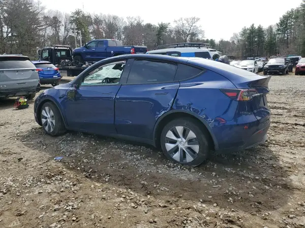 7SAYGDEE6RF036075 2024 TESLA MODEL Y - Image 2
