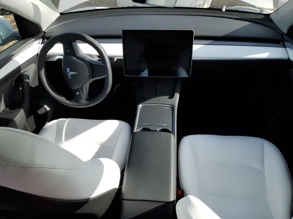 7SAYGDEE6RF046671 2024 TESLA MODEL Y - Image 8