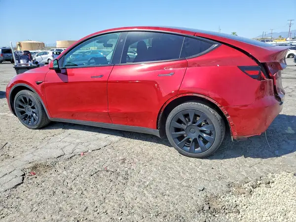 7SAYGDEE6RF060053 2024 TESLA MODEL Y - Image 2