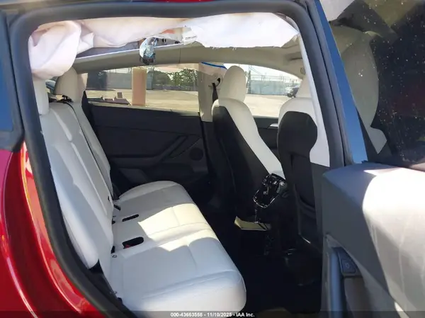 7SAYGDEE6RF064717 2024 TESLA MODEL Y - Image 8