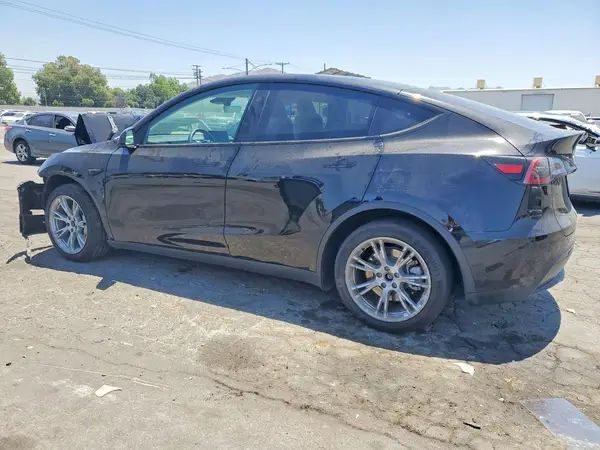 7SAYGDEE6RF069092 2024 TESLA MODEL Y - Image 2