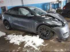 7SAYGDEE6RF070212 2024 TESLA MODEL Y