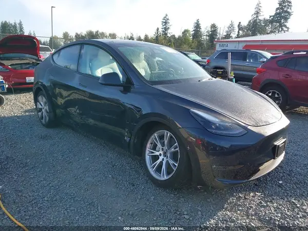 7SAYGDEE6RF074261 2024 TESLA MODEL Y - Image 1