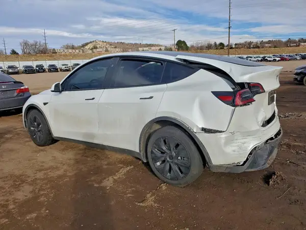 7SAYGDEE6RF079315 2024 TESLA MODEL Y - Image 2