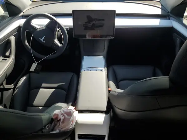 7SAYGDEE6RF083400 2024 TESLA MODEL Y - Image 8