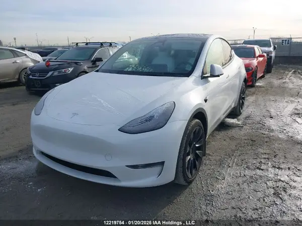 7SAYGDEE6RF087978 2024 TESLA MODEL Y - Image 2
