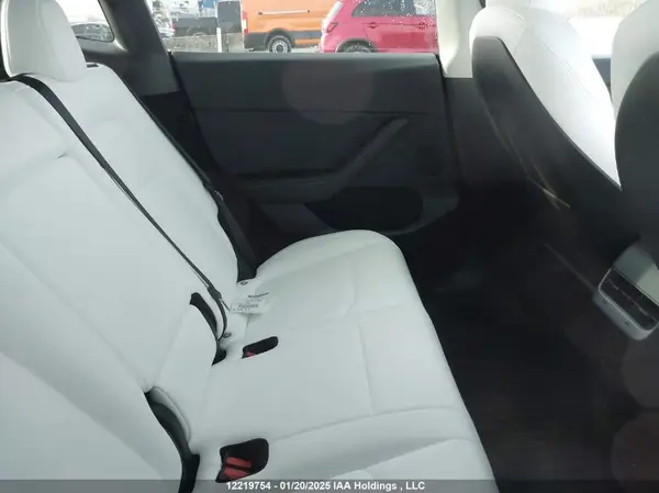 7SAYGDEE6RF087978 2024 TESLA MODEL Y - Image 8