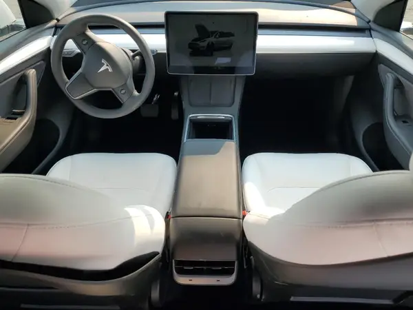 7SAYGDEE6RF127377 2024 TESLA MODEL Y - Image 8