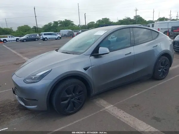 7SAYGDEE6RF150822 2024 TESLA MODEL Y - Image 2