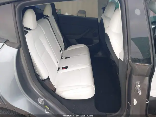 7SAYGDEE6RF150822 2024 TESLA MODEL Y - Image 8