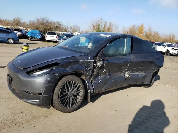 7SAYGDEE6RF151288 2024 TESLA MODEL Y - Image 1